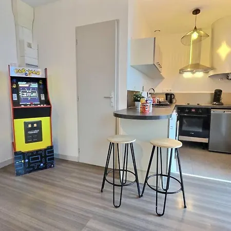 Chez Pacman - Borne D'arcade Chabeuil